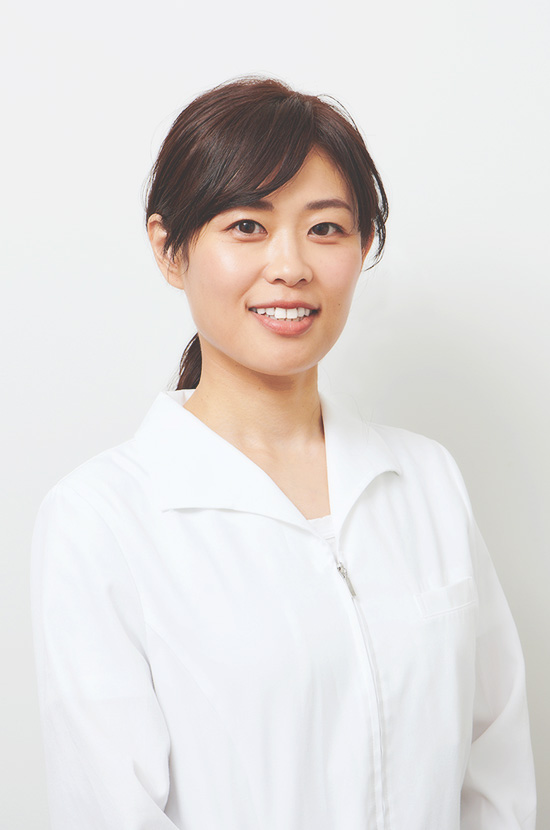 歯科医師 中野 永美子